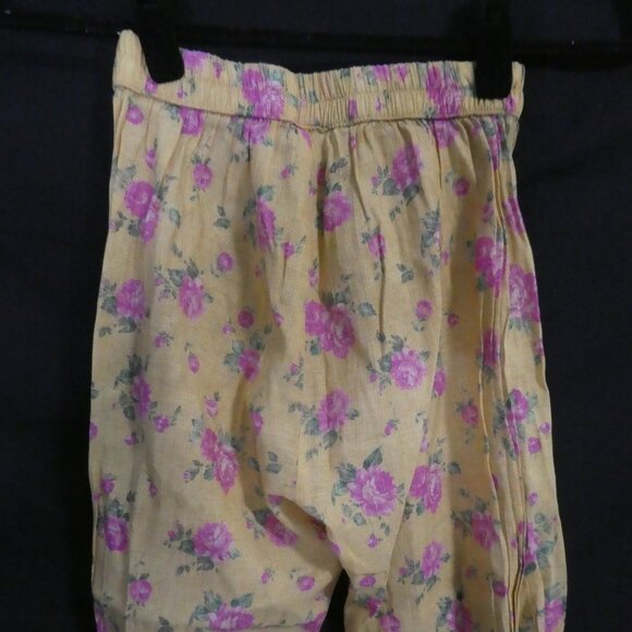 Unbranded | 10.5 inch waist measured | Floral Mustard Pants With Pink Flowers - Picture 13 of 16